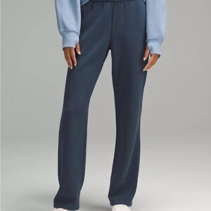 Lululemon Softstreme High-Rise Pant in True Navy